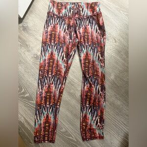 American Eagle XS highrise Multicolor feather Print leggings athletic